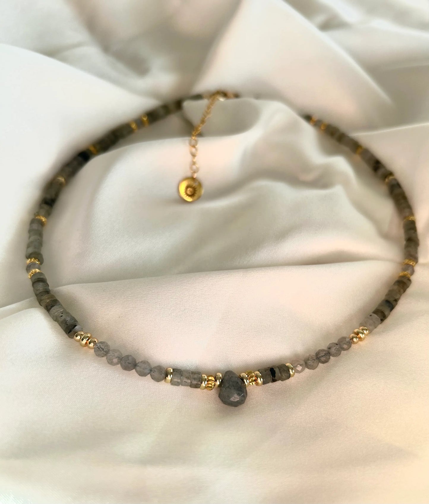 Collier pierres naturelles