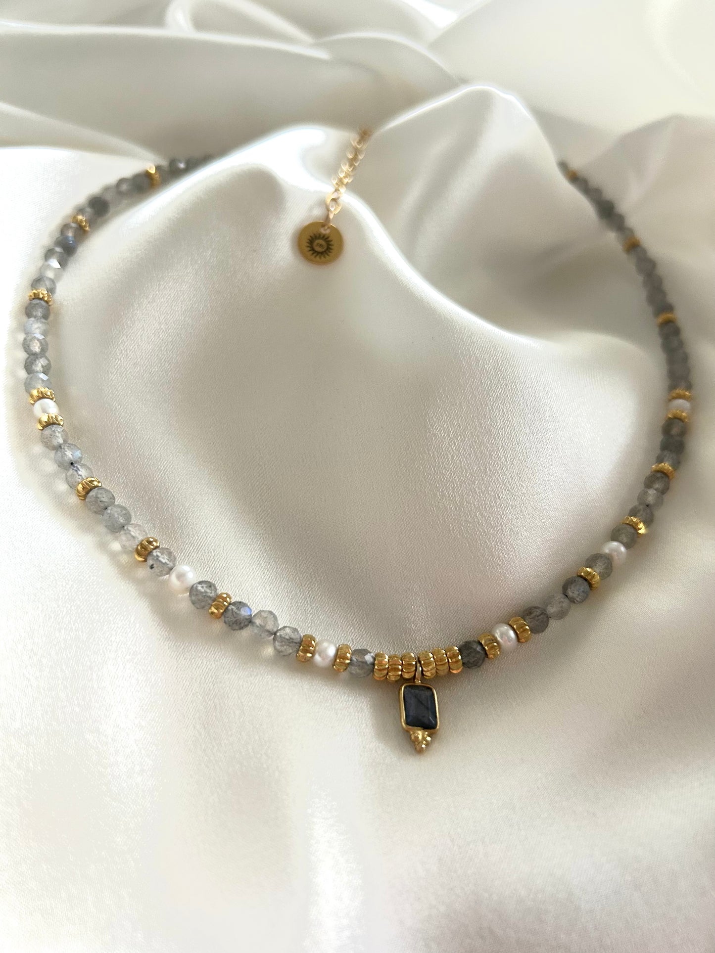 Collier pierres naturelles